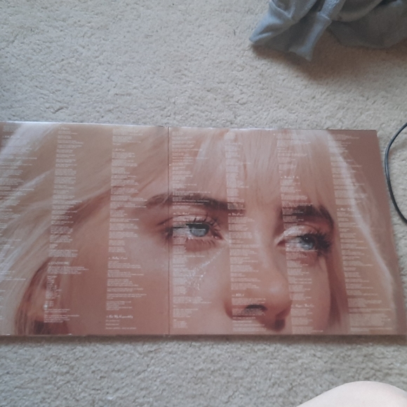 Billie Elish happier than ever record - Picture 2 of 3
